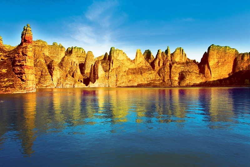 萬笏朝天-楊敦攝 原圖_副本.jpg